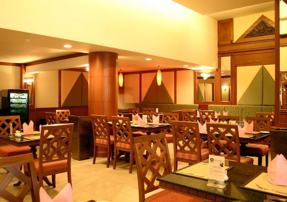 Rattana Beach Hotel Karon المظهر الخارجي الصورة