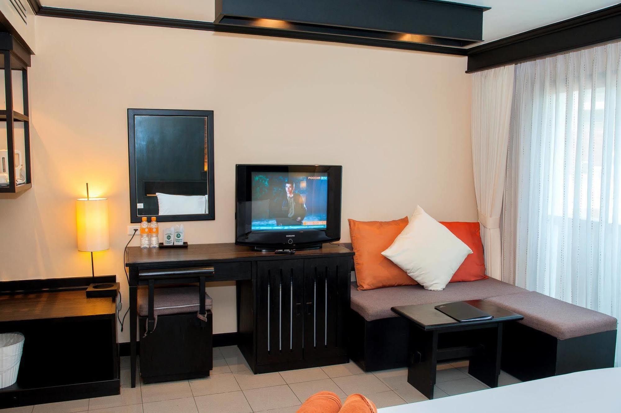 Rattana Beach Hotel Karon المظهر الخارجي الصورة